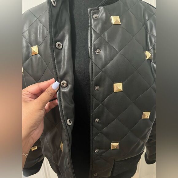 Fashion nova Jorja bomber jacket in size large black - Picture 2 of 12